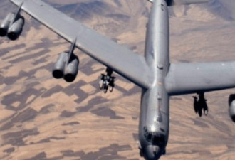 美B-52再现阿富汗 服役百年轰炸机为何仍活跃？