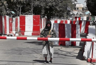 塔利班离阿富汗首都近在咫尺 美英加紧急派兵