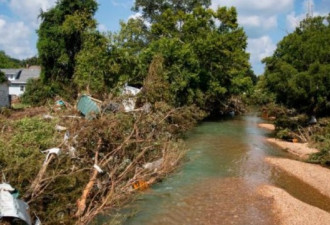 美田纳西州妇人直播洪水来袭 最后惨遭溺毙