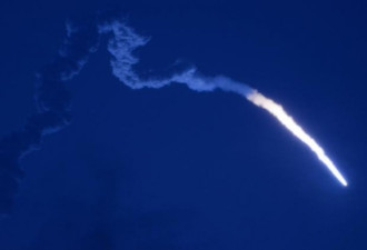 印度发射卫星坠毁 连续14次成功神话破灭