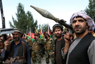 塔利班逼近消息传来后 阿富汗城市陷恐慌