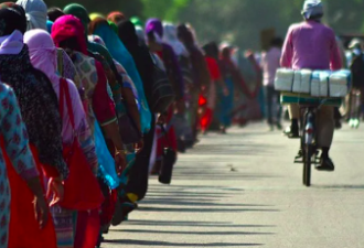 20万印度乡村女教师 正在为“三天月经假”而战