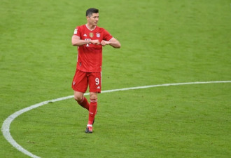 德国超级杯：莱万帮助拜仁连续14场比赛破门!