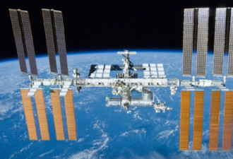 俄总设计师：宇航员在空间站模块舱内发现裂缝