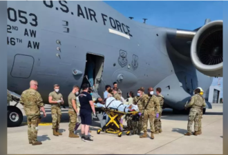 母亲在C-17货舱生下阿富汗女婴 以美军机命名