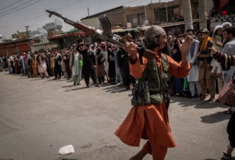 塔利班掌权后 阿富汗的紧张、暴力与混乱