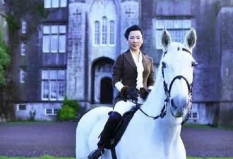 17年前她爱上穷小子25岁却成中国首位伯爵夫人