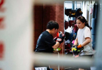 探访上海第一家女子拳击馆:全性感姐姐男性免入