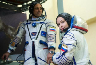 俄太空电影摄制组将升空 在空间站停留12天