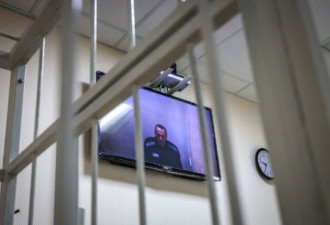 纳瓦尔尼狱中专访：俄罗斯监狱像中国劳改营