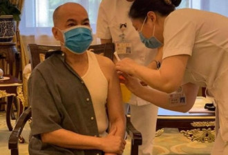 柬埔寨国王和太后在北京接种第二剂新冠疫苗！