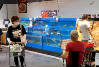 上海孝女包下超市鱼缸让老父钓鱼 奇特画面惹议