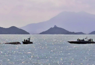 香港水警追截走私艇意外翻船，1女警失踪