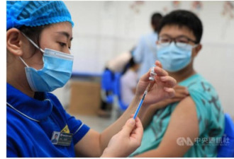 中国完整接种疫苗破10亿人 一省率先开打第3剂