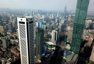 中国拟禁人口逾300万城市 盖500米以上超高楼