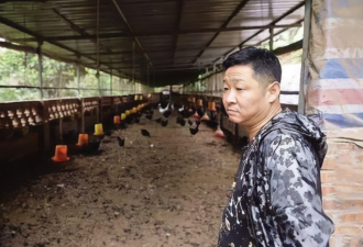 “太监三德子”退圈后隐居养鸡 如今身价上亿