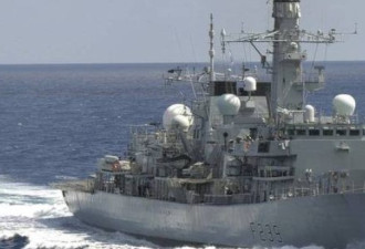 英航母编队护卫舰今凌晨通过台湾海峡 发推炒作