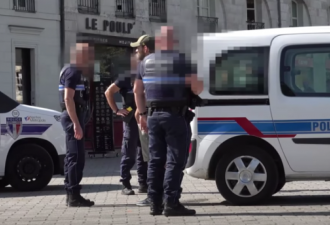 法国网红恶搞警察被罚款，视频爆火网络引争议