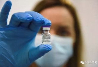 华人施打第三剂疫苗后猝死，惊曝2大副作用