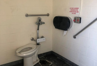 Tiktok奇葩挑战！鼓励学生破坏厕所！