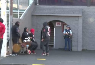 新西兰警察与世界级黑帮第一次较量！首战告捷