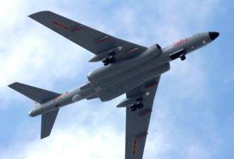 解放军新型远程轰炸机将装4台涡扇10