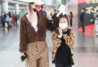 李小璐与甜馨亲子装，看着更像是姐妹