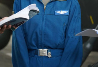 海南首位女飞行学员韩佳宁毕业 军迷刷屏