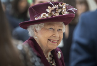 95岁女王8年来首次住院！是行程太累还是熬夜?