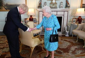 英国女王健康状态怎么样 首相约翰逊发声了