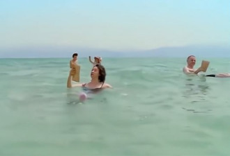 金星游泳视频被翻出，播放量超过800万
