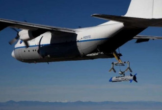 美军首次成功在空中回收无人机 打造空中航母?