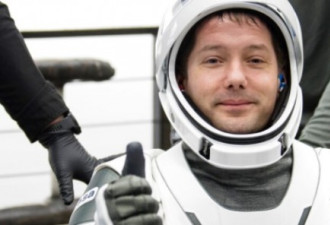 法国宇航员佩斯凯完成第二次太空任务返回地球