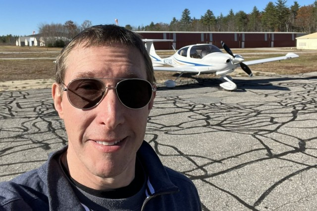 Glen de Vries, who flew to space with William Shatner, dies in plane crash - UPI.com