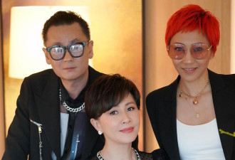 刘嘉玲带弟妹参加艺术展 弟妹时尚穿搭抢镜