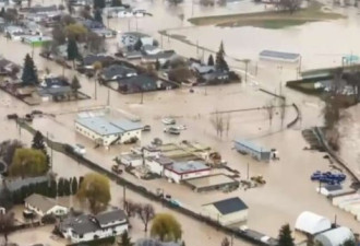 恐怖!加拿大西部爆发洪灾 高速冲垮 全城疏散