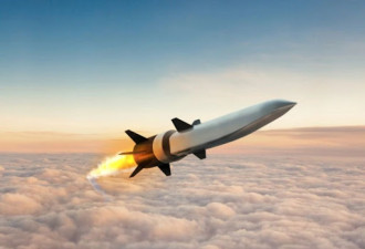 中国高超音速武器疑南海上空发射导弹