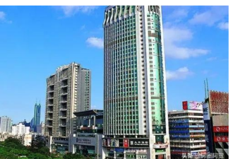 深圳一小区房价从去年底的22万跌到如今的11万