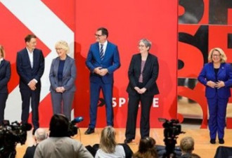 德国新政府内阁部长8男8女：首现性别平衡