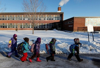 多伦多再增5所学校爆发疫情