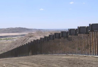 受够了非法移民!德州宣布自建边境墙已正式动工