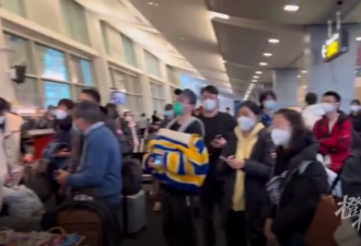 达美航空赴华航班返航 上百中国旅客被困