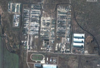 新发布卫星照揭露俄罗斯继续增兵克里米亚