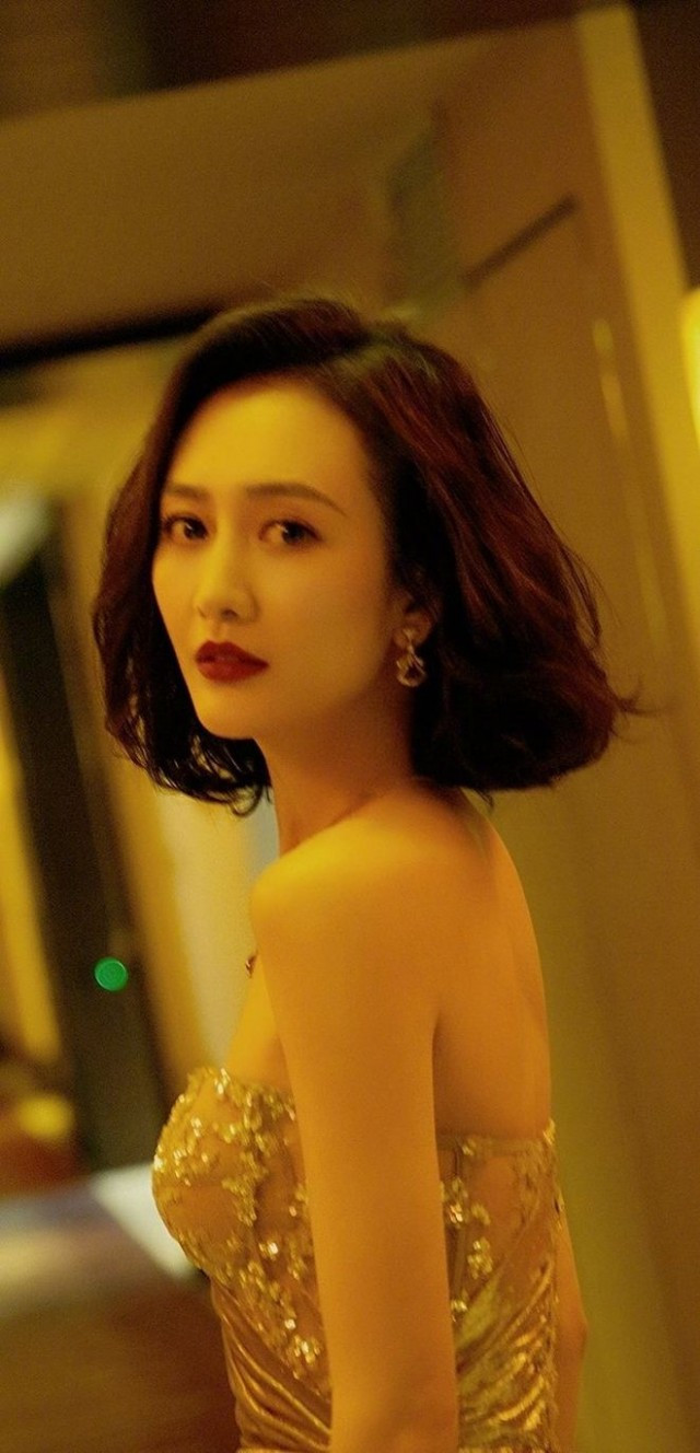 王鸥 sexinsex 姐弟恋实锤?王鸥带何九华参加妹妹婚礼坐主桌_无忧资讯