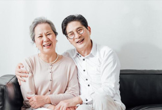 同样是70岁，为啥有人年轻，有人显老