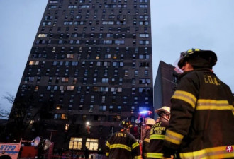 纽约住宅大火19死63伤
