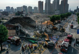 39层高楼外墙坍塌6人失联 如灾难片现场曝光