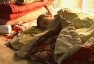 5岁懒惰女装瘫痪 竟一躺就是20年