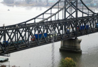 朝鲜重启货运列车：跨鸭绿江运紧急物资