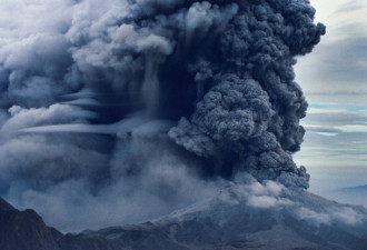 汤加海底火山爆发对世界有什么影响？